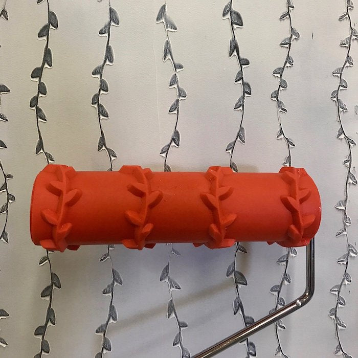 Between the Vines Art Roller