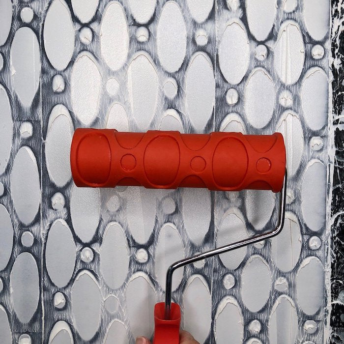 Ovalicious Art Roller