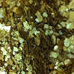 Gold Medium Mica Flakes
